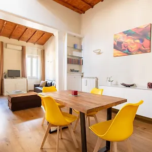 Appartement Modern, Bright Near Boboli Gardens & Santo Spirito - Homeunity, Florence